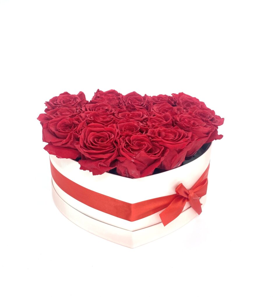 Caricia - Caja corazón 20 Rosas rojas preservadas