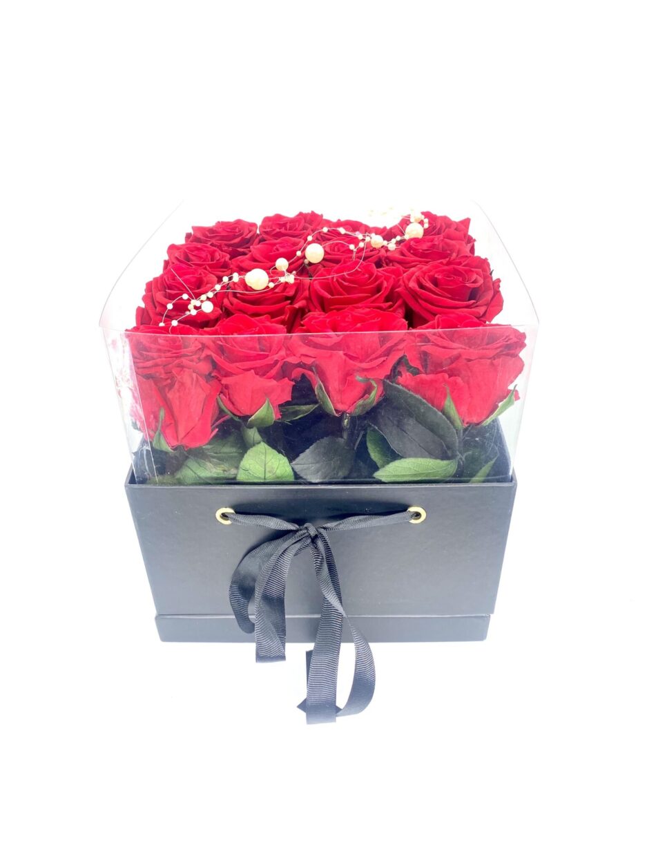 Flechazo - 16 Rosas Rojas en caja negra